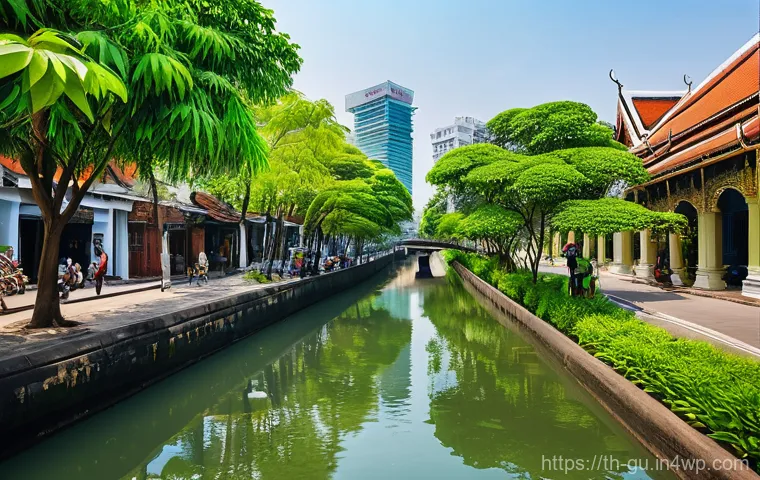 도시 녹지 확장 성공 사례 분석 - A vibrant and lush green promenade revitalizing a historic canal in an old Bangkok district. The can...